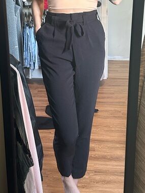 Black High-Waist Tie-Waist Paperbag Pants